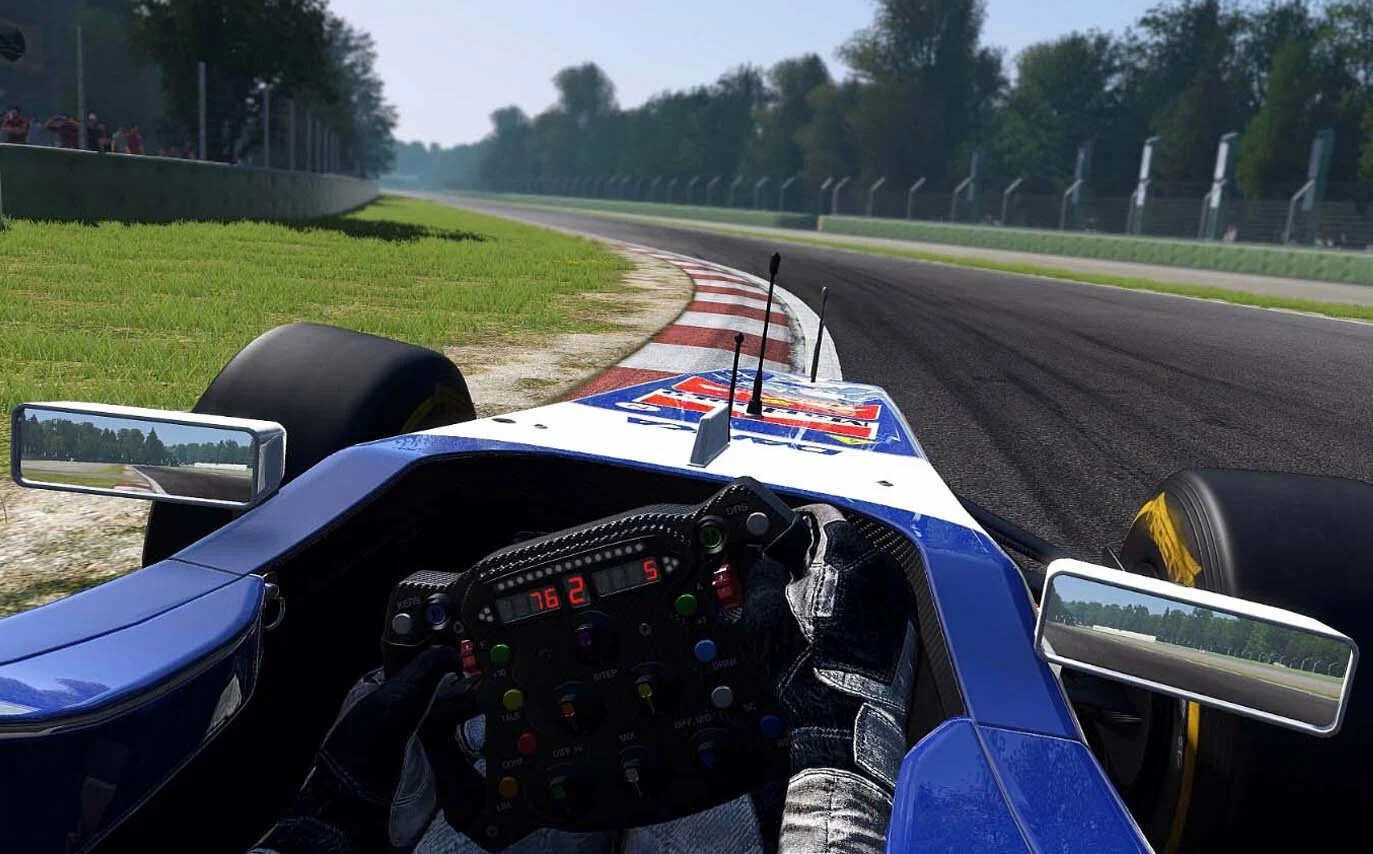 Широкий выбор дисциплин и трасс